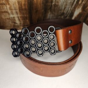 Hex Detroit Steel Artisan Buckle Brown Leather Belt Size 40 Excellent Condition